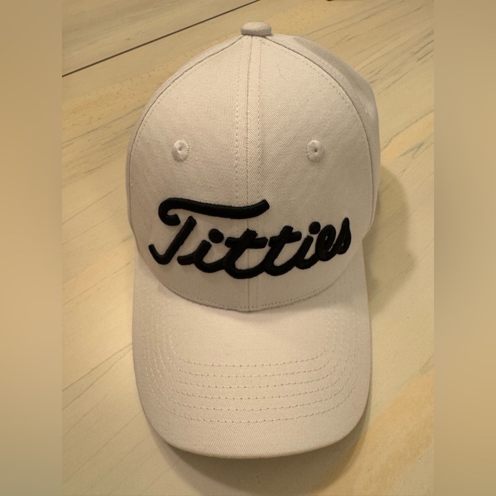 Joke Gag Risqué Golf Men’s Cap Hat White One Size Fits Most NWOT